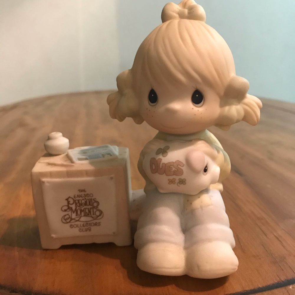 1984 PRECIOUS MOMENTS SYMBOL OF MEMBERSHIP